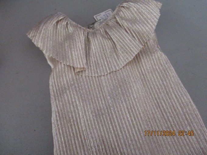 Tenue emilie decembre  2021