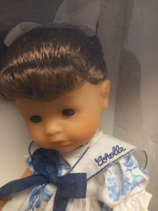 Jolie poupée corolle