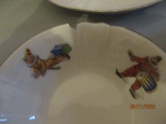 Superbe dinette ancienne motif cirque