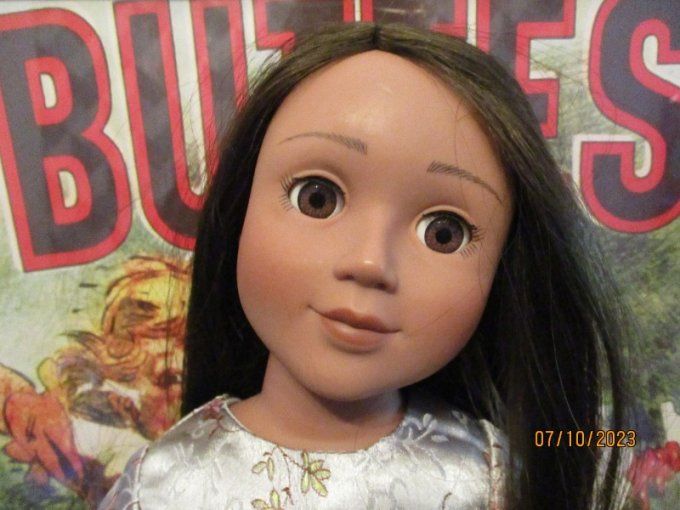 Superbe poupee carpatina