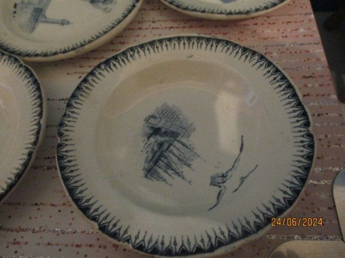 Superbe dinette ancienne bord de mer en faience