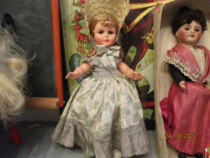 Poupee bella vintage en boite