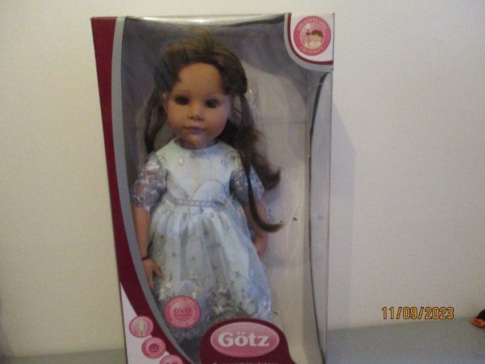 Jolie poupee gotz