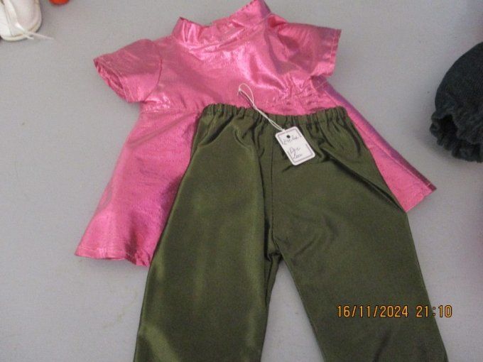Tenue emilie decembre 2000