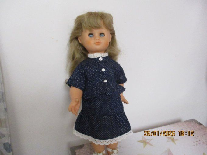 tenue emilie ou marie francoise