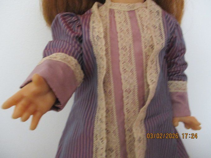 ENSEMBLE EN SOIE DE POUPEE