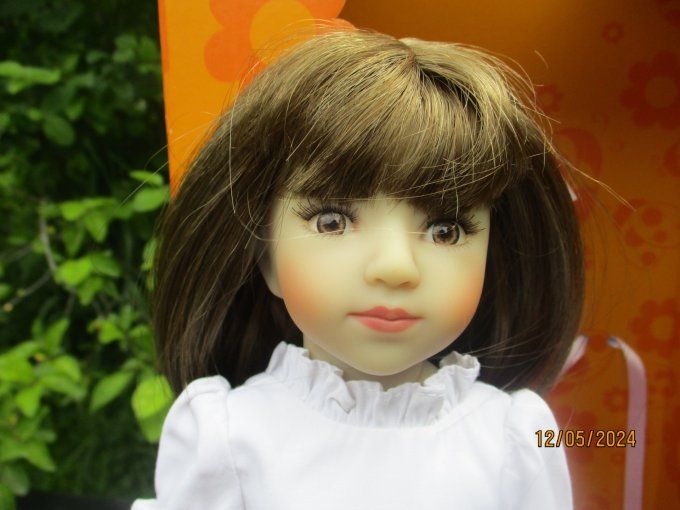 JOLIE POUPEE MINI MARU