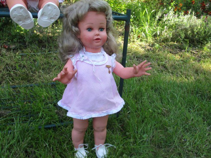 JOLIE POUPEE RAYNAL