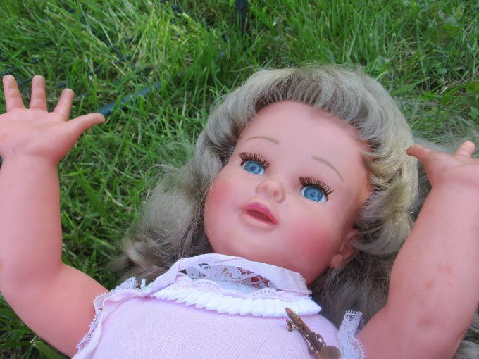 JOLIE POUPEE RAYNAL