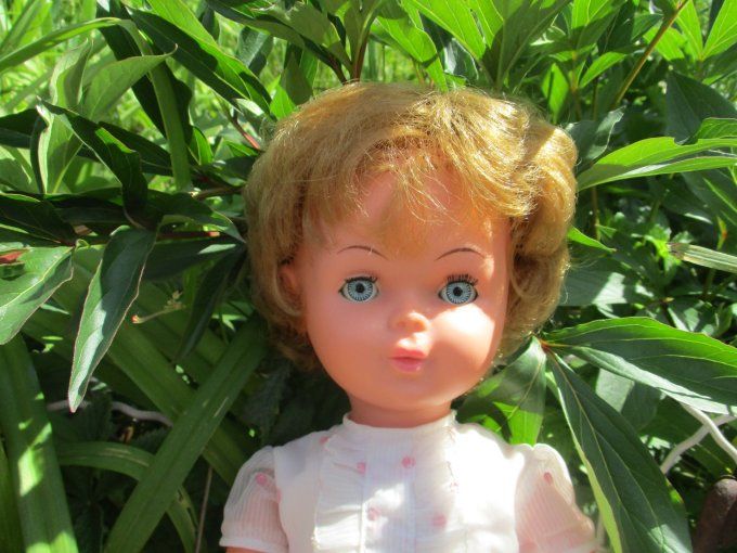 JOLIE POUPEE BELLA VINTAGE