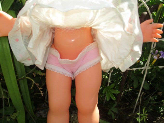 JOLIE POUPEE BELLA VINTAGE
