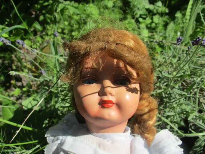 jolie poupee bella rodhoid