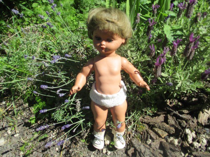 jolie poupee bella rodhoid