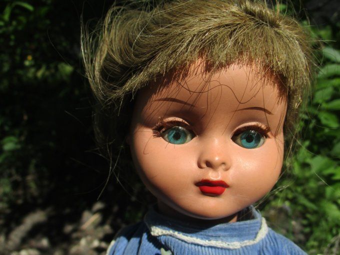 jolie poupee bella rodhoid
