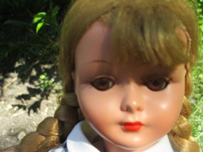 jolie poupee bella rodhoid