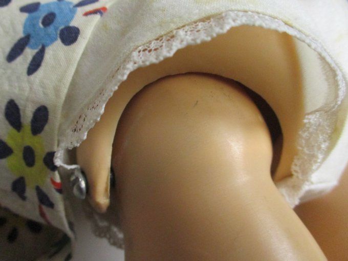 JOLIE POUPEE IDEAL TOY