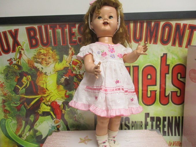 JOLIE POUPEE VINTAGE