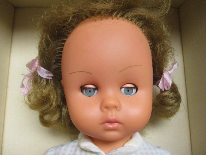 Jolie poupee gégé