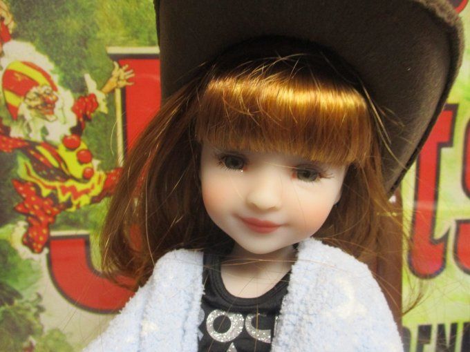 Poupee stella ruby red faschion