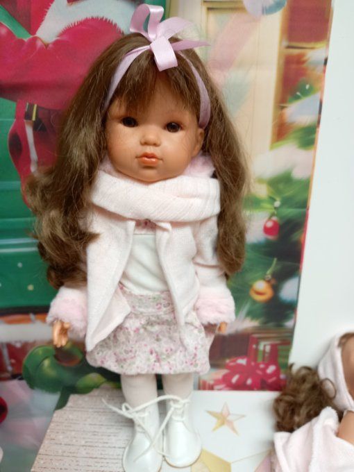 Jolie poupée  antonio  juan