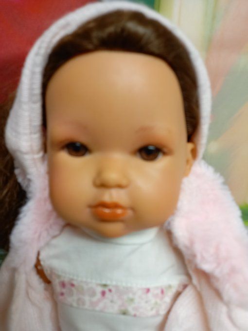 Jolie poupée  antonio  juan