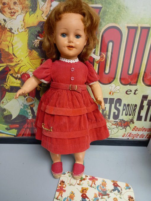 Jolie poupée raynal 