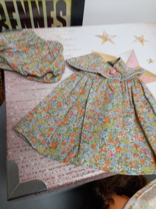 Jolie tenue  pour francoise 