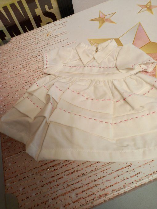 Jolie robe pour  francoise  ou  Marie francoise 