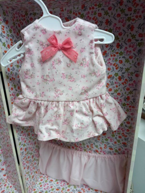 Rare poupee Émilie dans sa malle