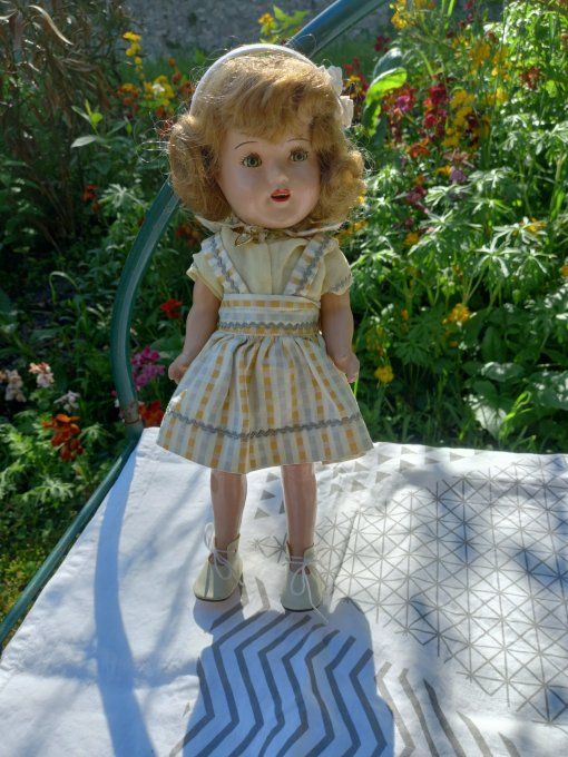 Jolie poupee  americaine