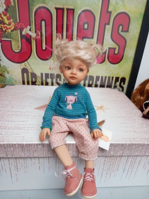 Superbe poupée paola reina  customise  par Alex berg