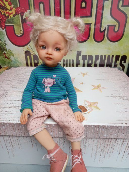Superbe poupée paola reina  customise  par Alex berg