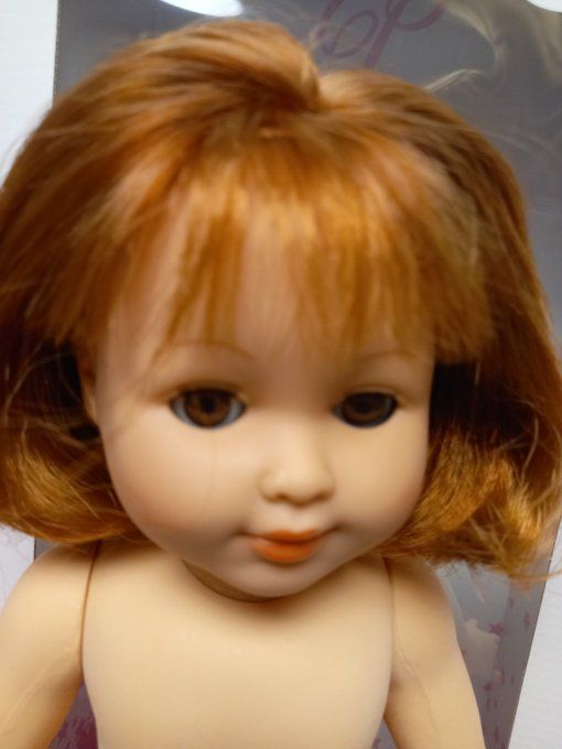 Marie francoise rousse  coupe carre