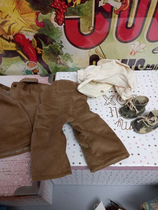 Tenue michel 4 pieces avec les chausseres