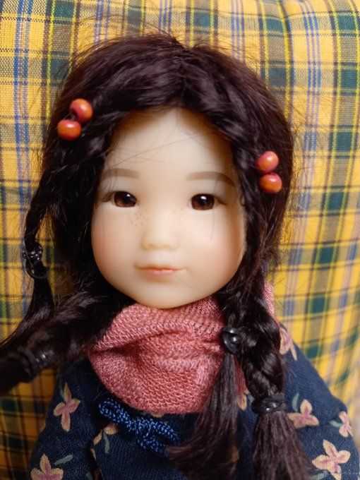 Poupee ruby red ten ping