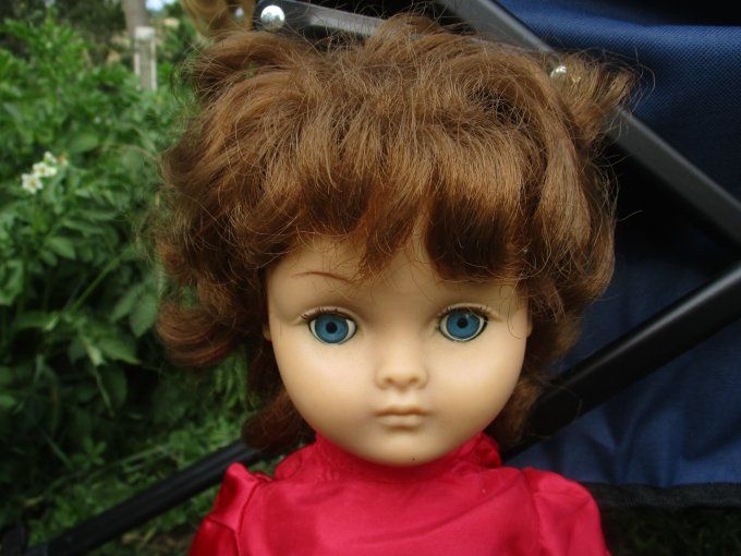 Jolie poupee bella