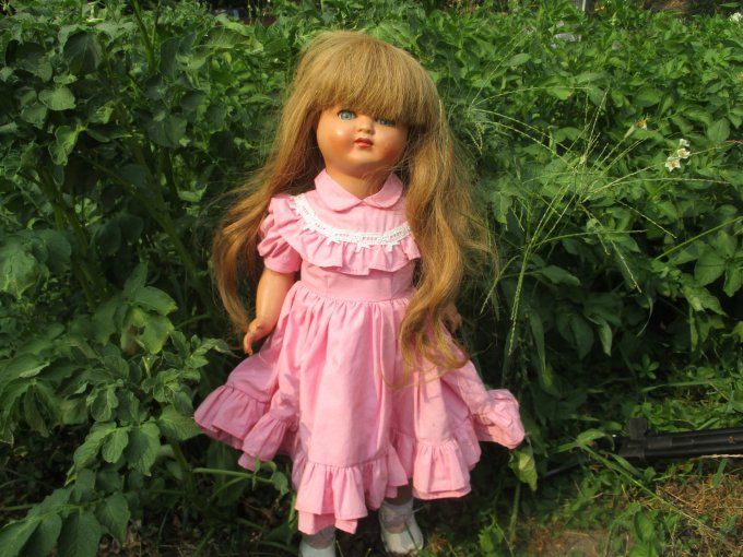 SUPERBE POUPEE CAPPI