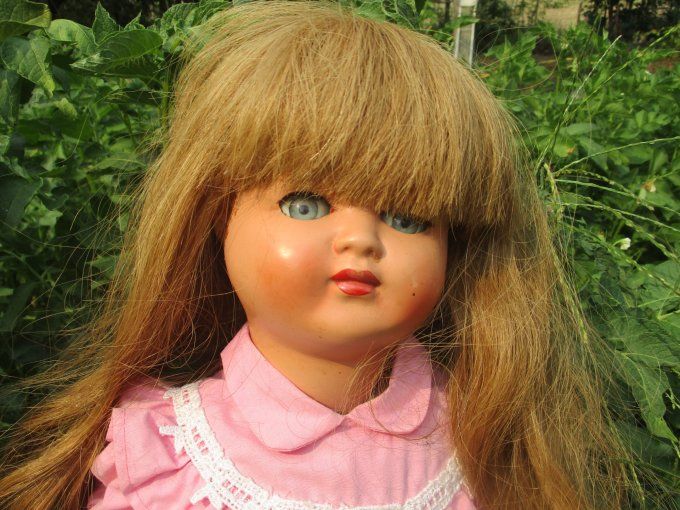 SUPERBE POUPEE CAPPI
