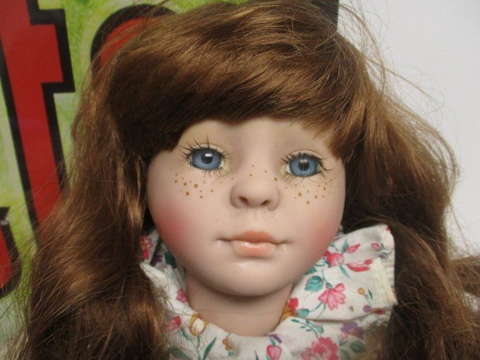 superbe poupee corolle