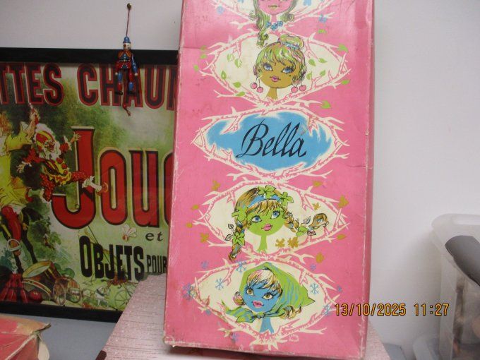 superbe poupee bella nina