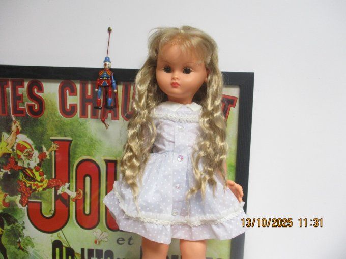 superbe poupee bella nina
