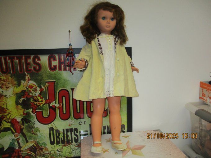 Superbe poupee bella