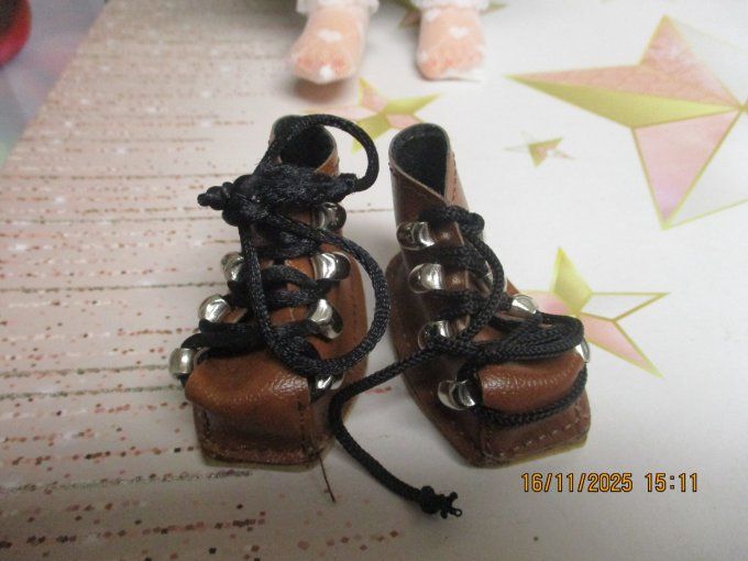 CHAUSSUREES FRANCOISES