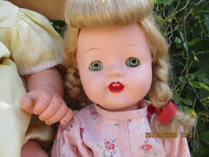 jolie poupee americaine