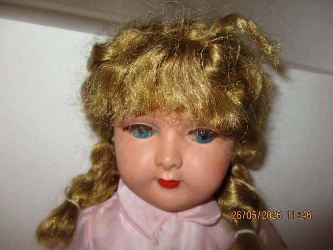jolie poupee bella