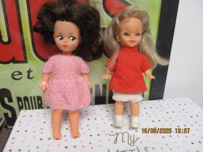 lot de2 poupees microbe bella