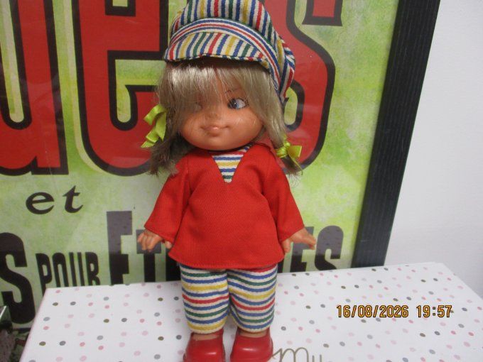 petite poupee  italienne 